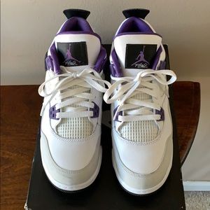 Nike Air Jordan 4 Retro